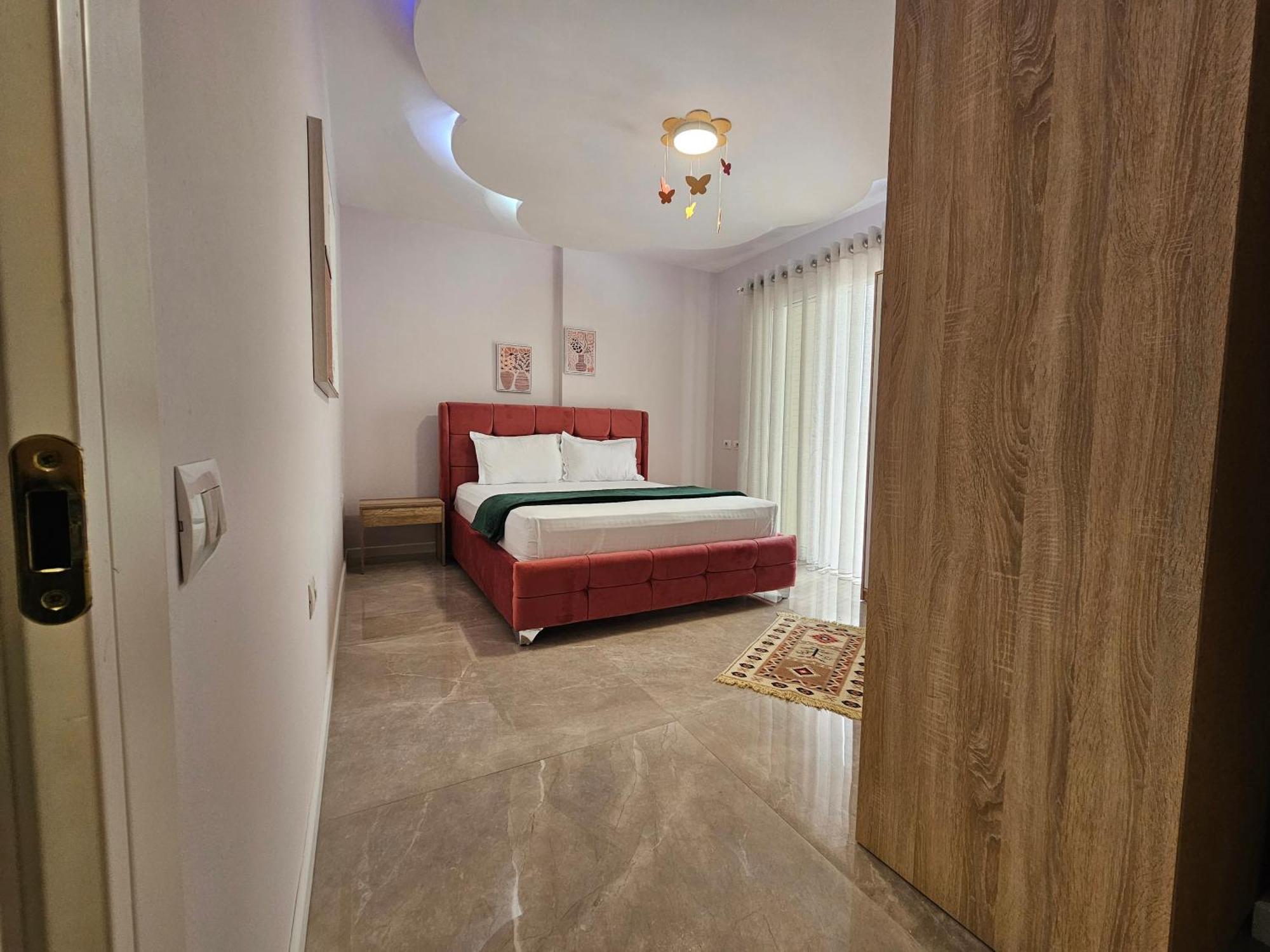 Apartament Eni's